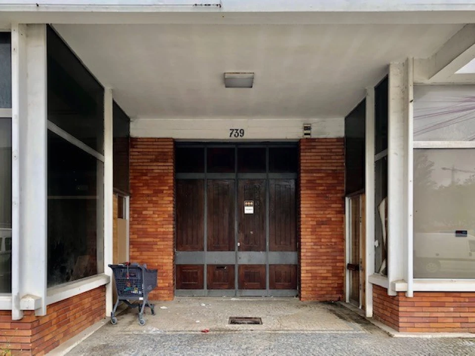 Loja para Arrendamento em Ramalde Foto 3