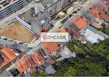 Loja para Arrendamento em Lordelo do Ouro e Massarelos