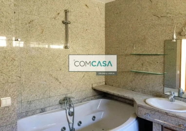 Moradia T4 para Venda em Vila Chã