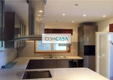 Moradia T4 para Venda em Vila Chã