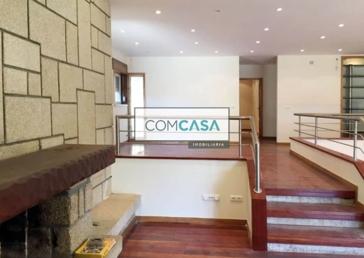 Moradia T4 para Venda em Vila Chã Foto 12