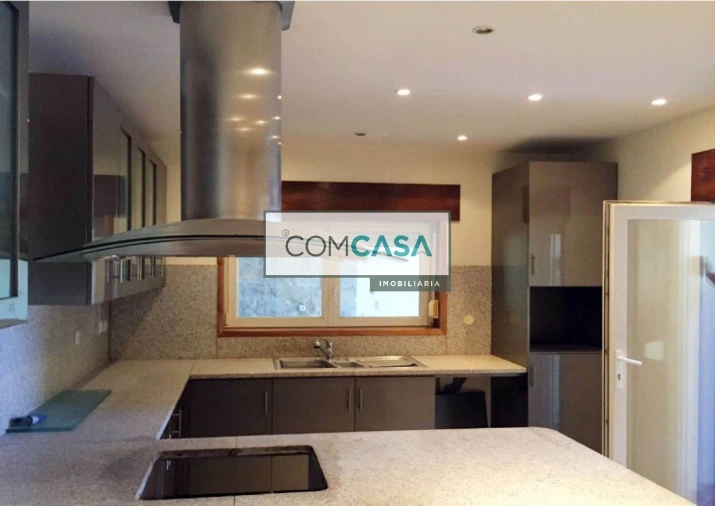 Moradia T4 para Venda em Vila Chã Foto 20