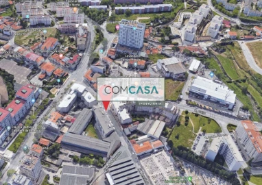 Garagem para Venda em Lordelo do Ouro e Massarelos