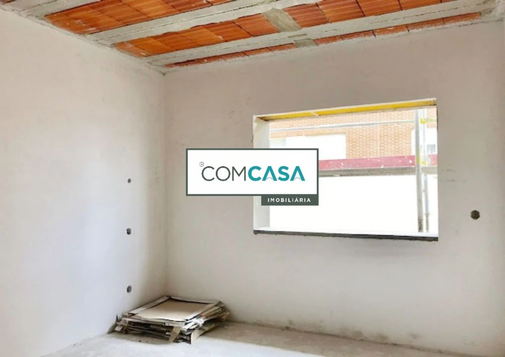 Apartamento T3 para Venda em Mafamude e Vilar do Paraíso Foto 2