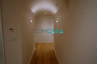 Apartamento T3 para Venda em Lordelo do Ouro e Massarelos