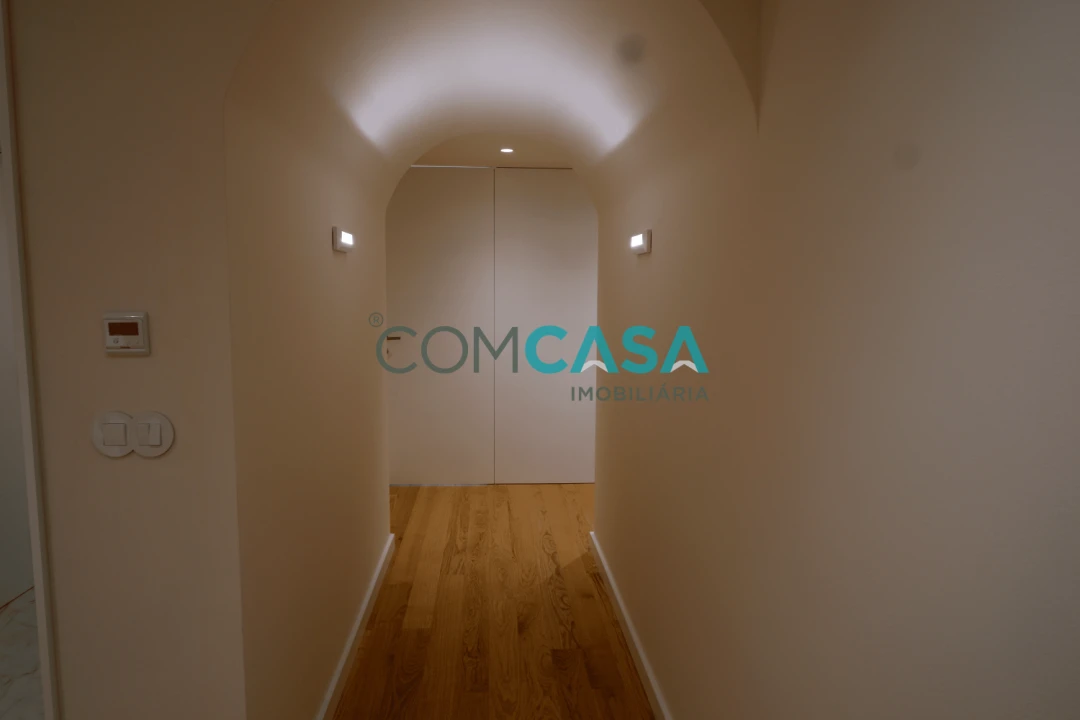Apartamento T3 para Venda em Lordelo do Ouro e Massarelos Foto 13