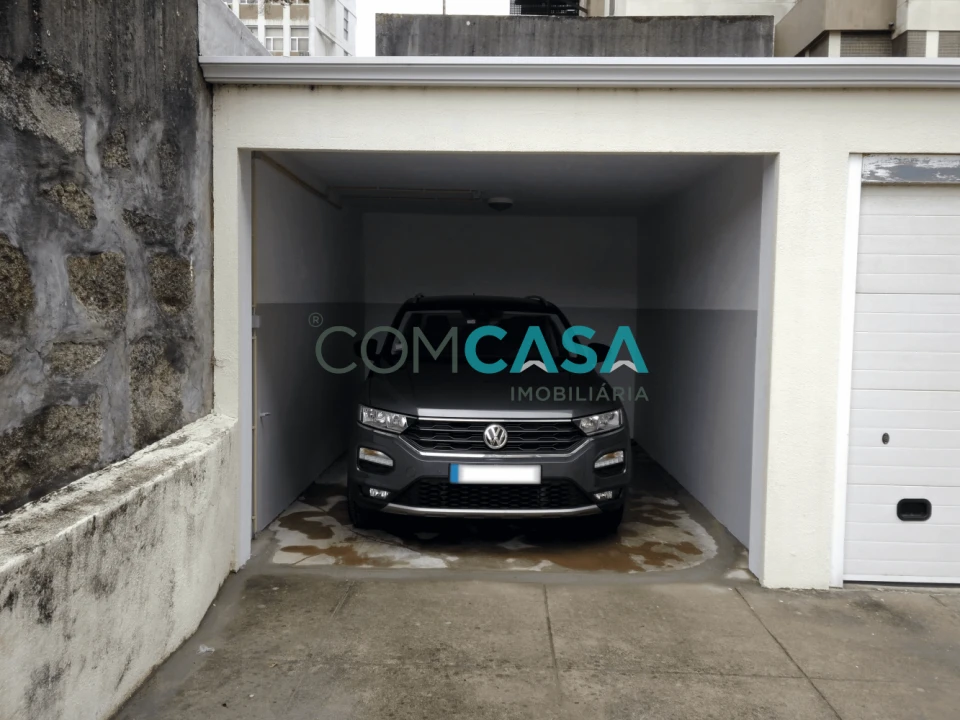 Apartamento T3 para Venda em Lordelo do Ouro e Massarelos Foto 28