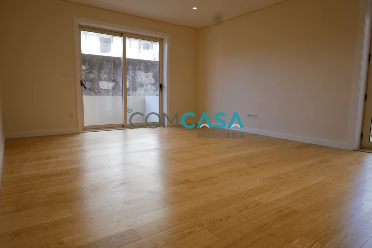 Apartamento T3 para Venda em Lordelo do Ouro e Massarelos Foto 6