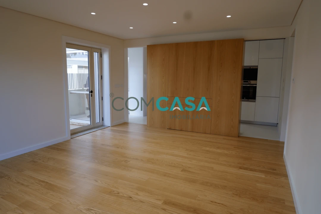 Apartamento T3 para Venda em Lordelo do Ouro e Massarelos Foto 7