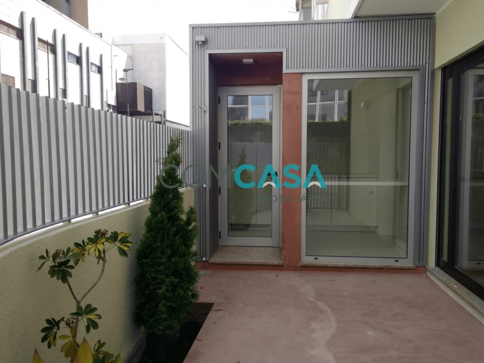 Apartamento T3 para Venda em Lordelo do Ouro e Massarelos Foto 25