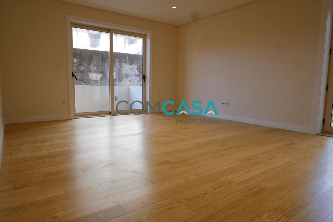 Apartamento T3 para Venda em Lordelo do Ouro e Massarelos Foto 6