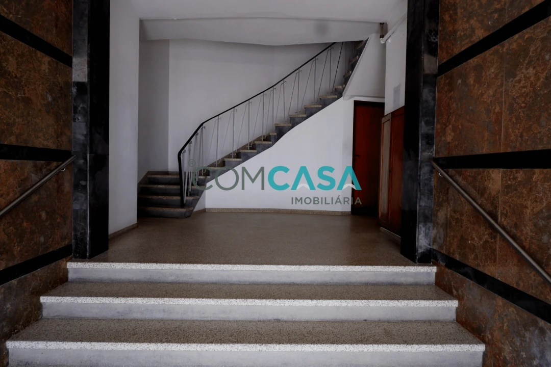 Apartamento T3 para Venda em Lordelo do Ouro e Massarelos Foto 27