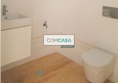 Loja para Arrendamento em Cedofeita, Santo Ildefonso, Sé, Miragaia, São Nicolau e Vitória