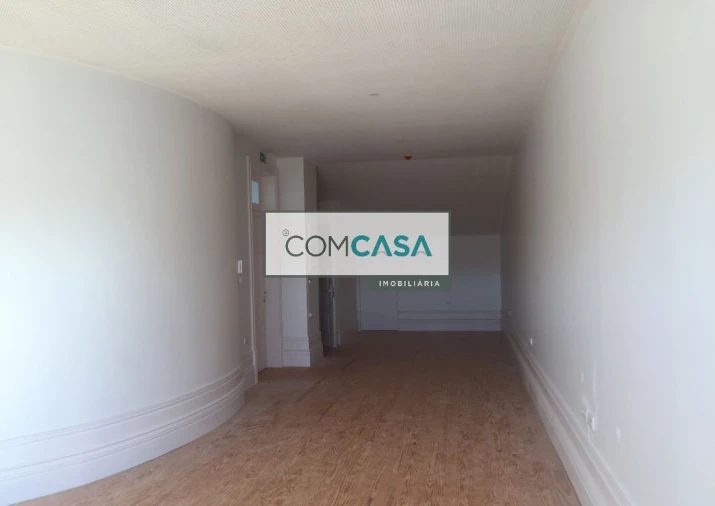 Loja para Arrendamento em Cedofeita, Santo Ildefonso, Sé, Miragaia, São Nicolau e Vitória Foto 9