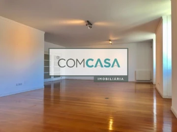 Apartamento T4 para Venda em Lordelo do Ouro e Massarelos