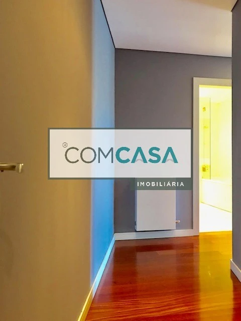 Apartamento T4 para Venda em Lordelo do Ouro e Massarelos