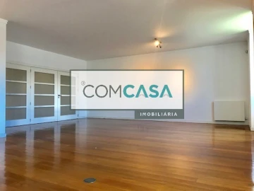 Apartamento T4 para Venda em Lordelo do Ouro e Massarelos