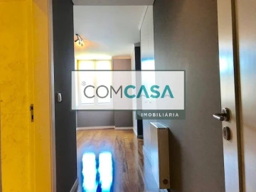 Apartamento T4 para Venda em Lordelo do Ouro e Massarelos