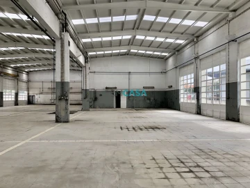 Loja para Arrendamento em São Mamede de Infesta e Senhora da Hora