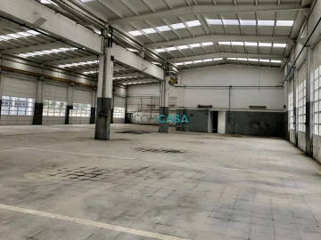 Loja para Arrendamento em São Mamede de Infesta e Senhora da Hora