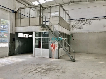 Loja para Arrendamento em São Mamede de Infesta e Senhora da Hora