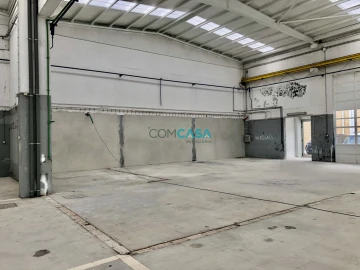 Loja para Arrendamento em São Mamede de Infesta e Senhora da Hora