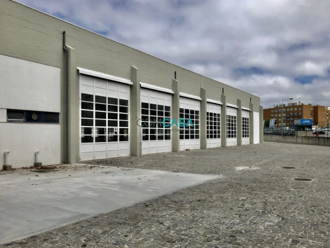 Loja para Arrendamento em São Mamede de Infesta e Senhora da Hora Foto 8