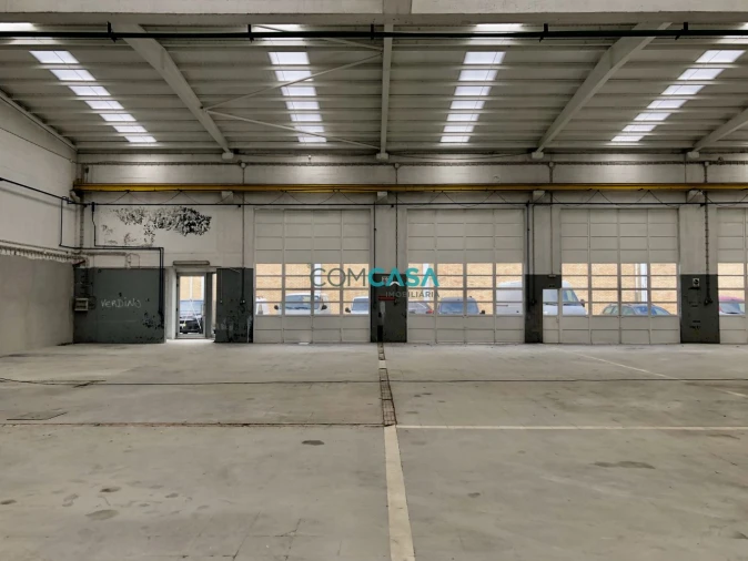 Loja para Arrendamento em São Mamede de Infesta e Senhora da Hora Foto 9