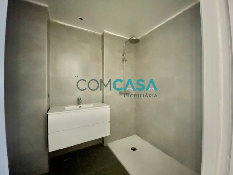 Apartamento T3 para Venda em Paranhos Foto 17