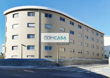 Apartamento T5 para Venda em Campanhã
