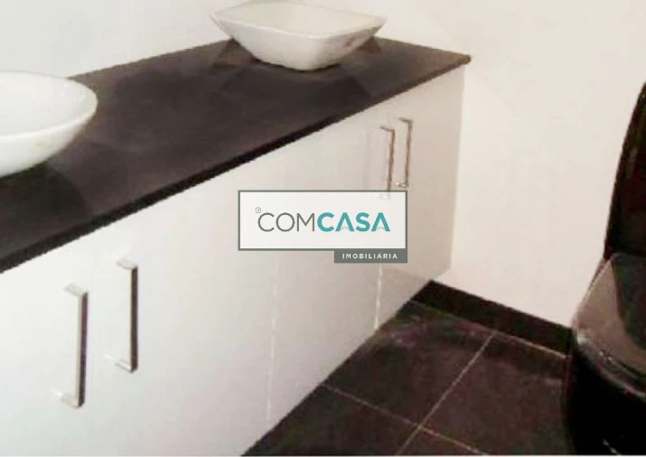 Apartamento T5 para Venda em Campanhã Foto 7