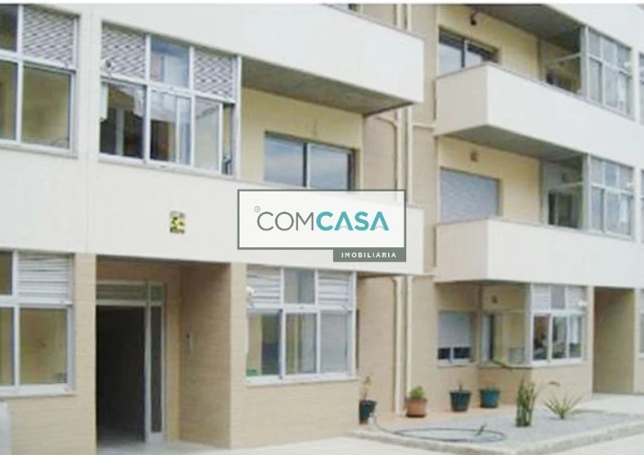 Apartamento T5 para Venda em Campanhã Foto 2