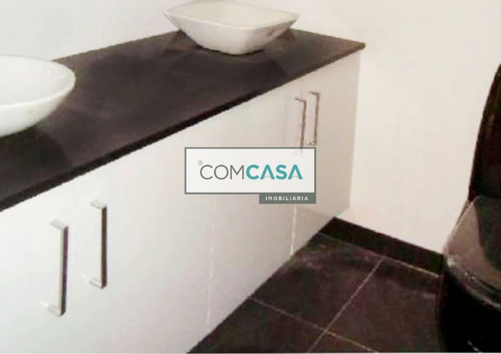 Apartamento T5 para Venda em Campanhã Foto 7