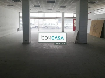 Loja para Arrendamento em Bonfim