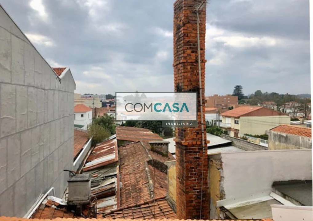 Loja para Venda em Paços de Brandão Foto 8