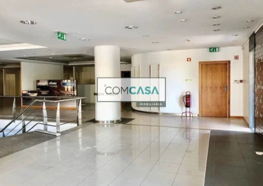 Loja para Arrendamento em Ramalde