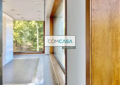 Loja para Arrendamento em Ramalde