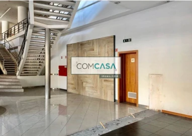 Loja para Arrendamento em Ramalde