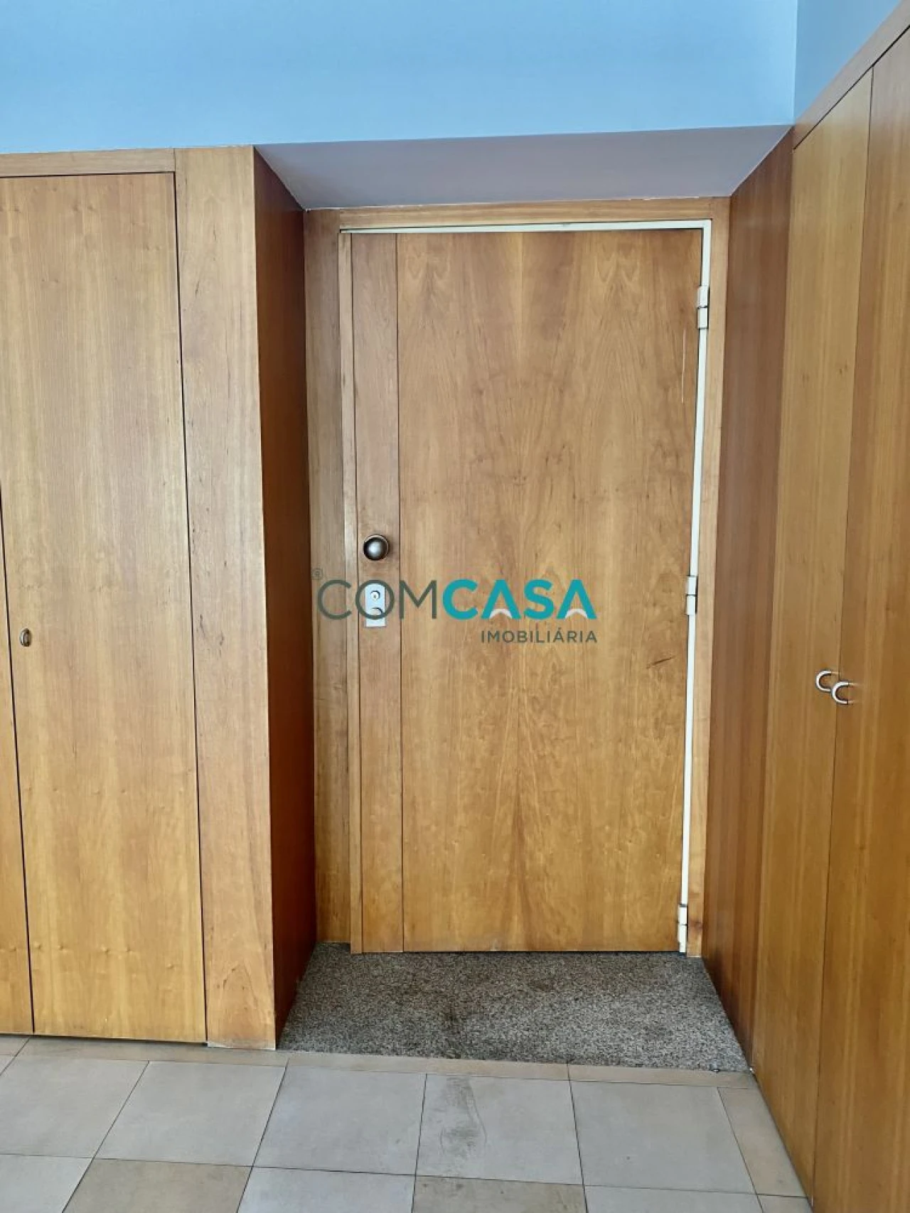 Loja para Arrendamento em Ramalde Foto 25