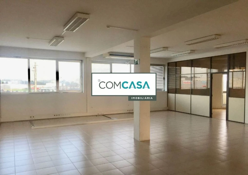 Loja para Arrendamento em Matosinhos e Leça da Palmeira Foto 2