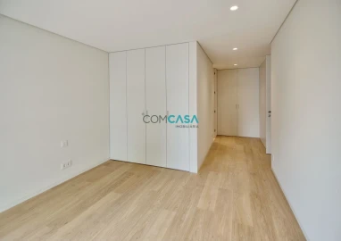 Moradia T4 para Venda em Aldoar, Foz do Douro e Nevogilde