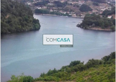 Quinta T6 para Venda em Sobrado e Bairros