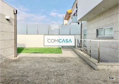 Moradia T4 para Venda em Vila Nova da Telha