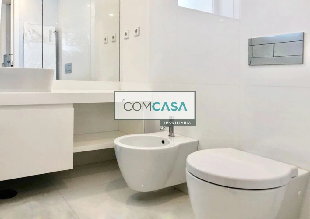 Moradia T4 para Venda em Vila Nova da Telha Foto 22