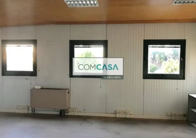 Loja para Arrendamento em Modivas