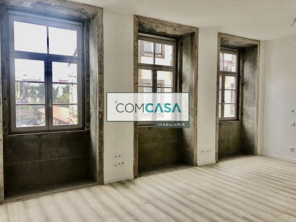 Apartamento T1 para Venda em Cedofeita, Santo Ildefonso, Sé, Miragaia, São Nicolau e Vitória Foto 2