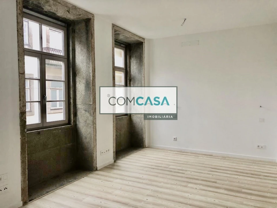 Apartamento T1 para Venda em Cedofeita, Santo Ildefonso, Sé, Miragaia, São Nicolau e Vitória Foto 3