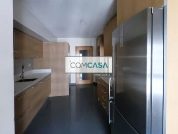 Apartamento T3 para Venda em Ramalde