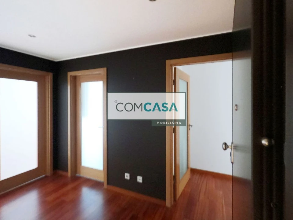 Apartamento T3 para Venda em Ramalde Foto 12
