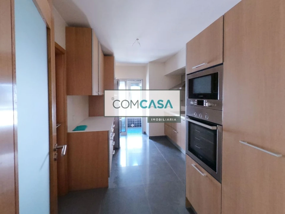 Apartamento T3 para Venda em Ramalde Foto 5